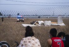 صورة قتلى في تصادم بين طائرتين صغيرتين في مطار بكاليفورنيا