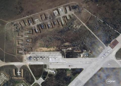 أقمار صناعية تظهر تدمير انفجارات القرم مقاتلات روسية