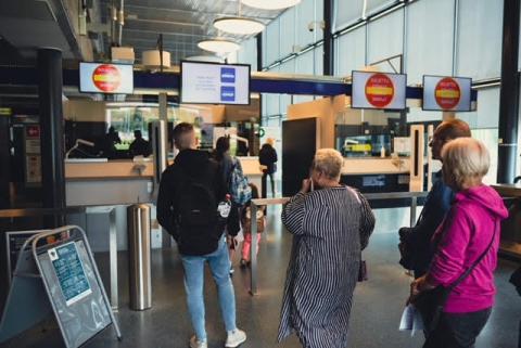 فنلندا تشدد قواعد التأشيرة للسائحين الروس