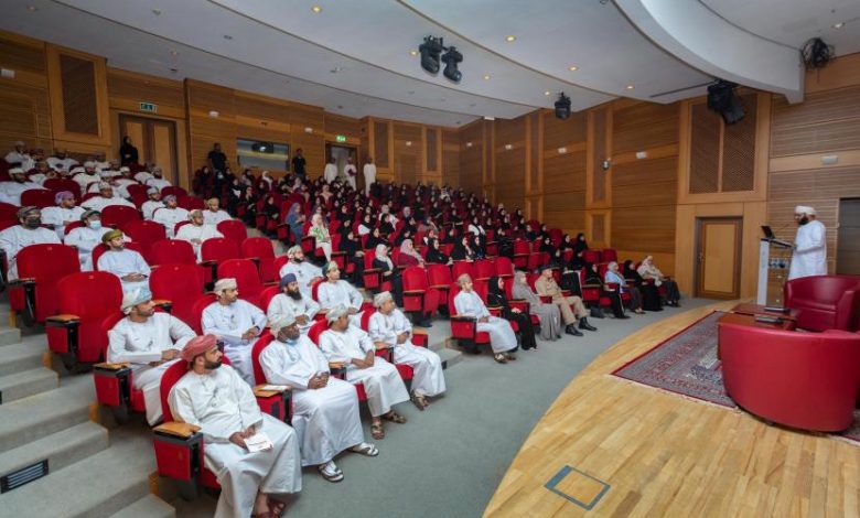 التحاق 151 طبيبا ببرامج المجلس العماني للاختصاصات الطبية
