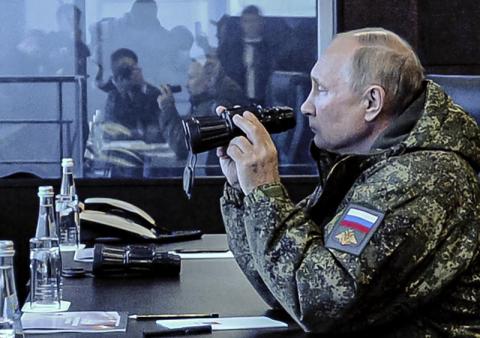 بوتين يوجه رسائل «اقتصادية وعسكرية» في أقصى الشرق الروسي