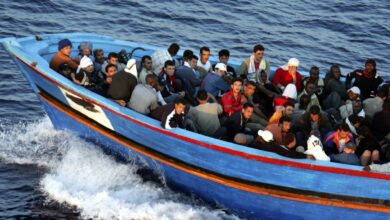 يتعرض بعضهم للابتزاز والسجن وسوء المعاملة.. ليبيا بوابة عبور جديدة للسوريين للهجرة إلى أوروبا