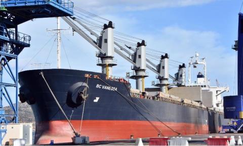 كييف: سفينة تابعة للأمم المتحدة تستعد لنقل القمح إلى أفغانستان