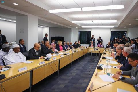 اجتماع طاولة مستديرة لأعضاء لجنة مبادرة السلام العربية في نيويورك