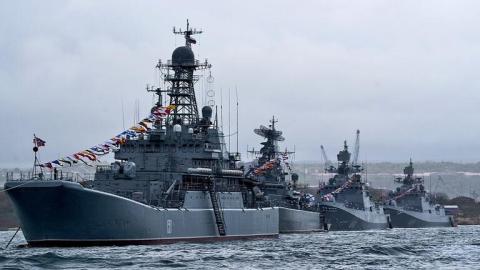 بريطانيا: روسيا تنقل غواصاتها من القرم مع ازدياد التهديد الأوكراني