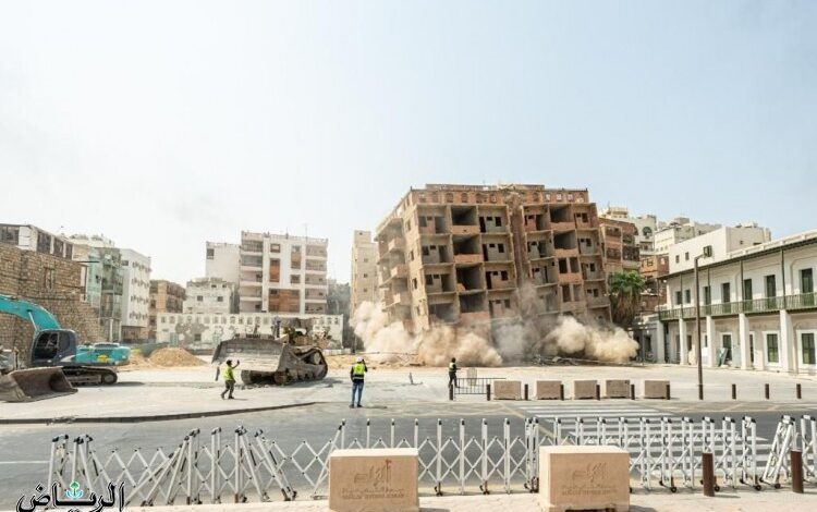 إزالة بعض المباني «غير التاريخية» ذات الخطورة في جدة