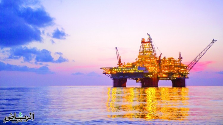 النفط يرتفع بدعم الإمدادات المهددة