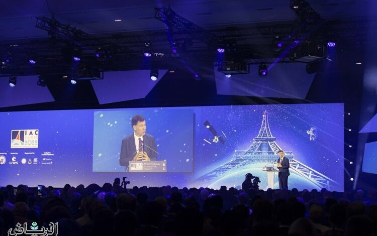 رئيس هيئة الفضاء يترأس وفد المملكة في المؤتمر الدولي للملاحة الفضائية بباريس