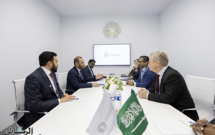 الرئيس التنفيذي للهيئة السعودية للفضاء يجتمع مع عدد من مسؤولي الوكالات وقادة الفضاء