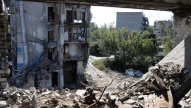 كييف وموسكو تتبادلان الاتهامات بقصف مدنيين جنوب أوكرانيا