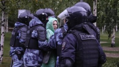 منظمة: توقيف أكثر من 700 متظاهر ضد التعبئة العسكرية في روسيا