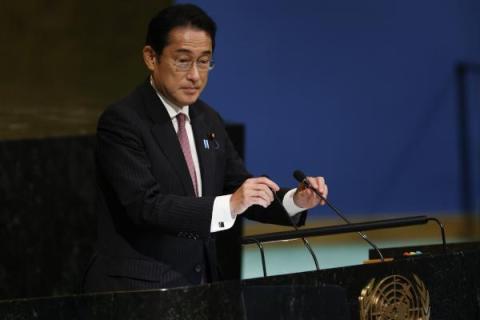 رئيس الوزراء الياباني يبدي استعداده للقاء زعيم كوريا الشمالية