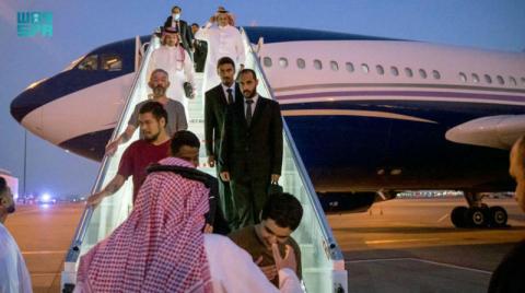 وساطة ولي العهد السعودي تنجح في تأمين الإفراج عن أسرى أجانب