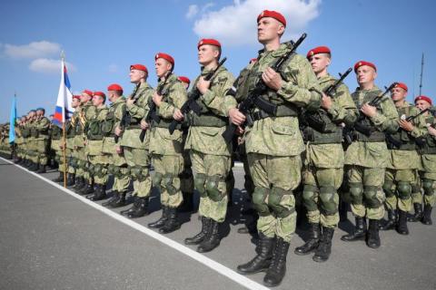 بعيداً عن خط المواجهة الأوكراني... روسيا تبدأ مناورات عسكرية كبيرة