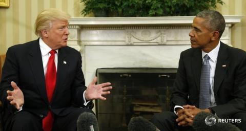 لماذا منع ترمب عرض صورتَي باراك وميشيل أوباما في البيت الأبيض؟