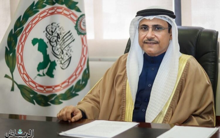 رئيس البرلمان العربي يهنئ خادم الحرمين بمناسبة الذكرى الثامنة لتوليه مقاليد الحكم
