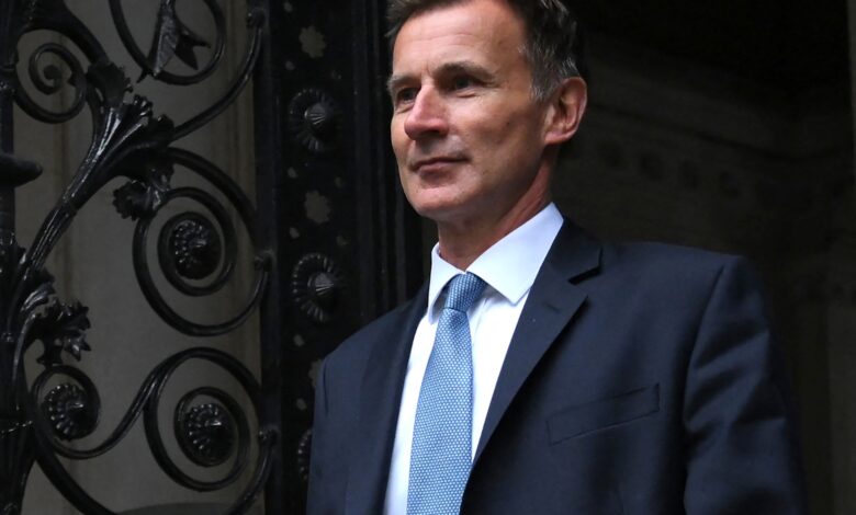 بريطانيا.. وزير المالية الجديد يلغي خطط خفض الضرائب
