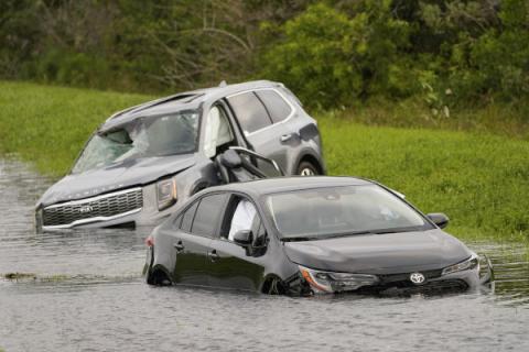 62 قتيلاً في فلوريدا وكارولاينا الشمالية جراء الإعصار «إيان»