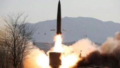 كوريا الشمالية تطلق صاروخا بالستيا صوب الشرق