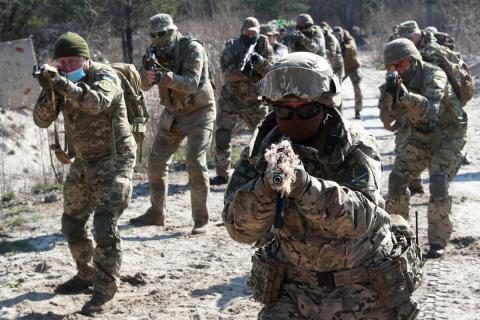 الاتحاد الأوروبي يطلق «أكبر مهمة تدريب» للقوات الأوكرانية