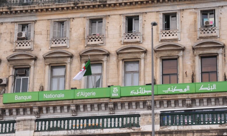 5 فروع في فرنسا وموريتانيا والسنغال.. لماذا تتوسع البنوك الجزائرية خارجيا؟