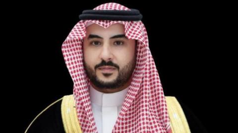 وزيرا دفاع السعودية والعراق يبحثان تطوير التعاون