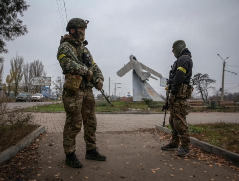 بريطانيا: روسيا حركت أجزاء كبيرة من وحداتها المحمولة إلى شرق أوكرانيا