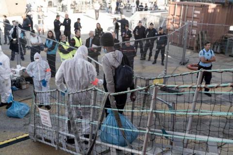 لقاء في بروكسل لإزالة التوتر بين باريس وروما بشأن المهاجرين