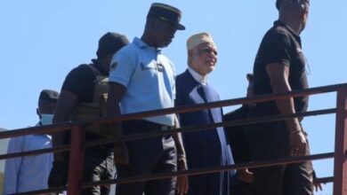 السجن مدى الحياة لرئيس جزر القمر الأسبق أحمد سامبي بتهمة «الخيانة العظمى»