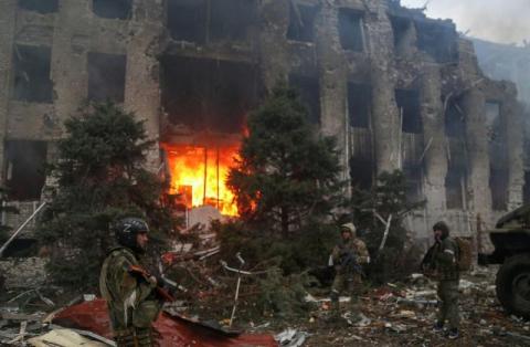 خبراء يرون ضرورة تغيير المعالجة الخاطئة للحرب في أوكرانيا