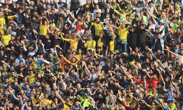 مدينة تكتسي باللون الأصفر.. ما حكاية عبادان الإيرانية مع منتخب البرازيل؟