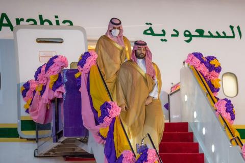 ولي العهد السعودي يصل إلى ⁧‫بانكوك في زيارة رسمية