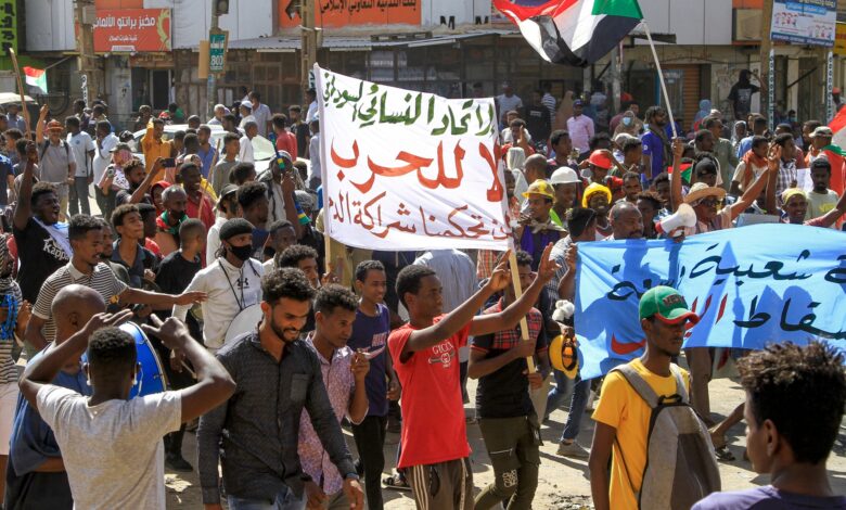 الجزيرة نت رصدت شوارع العاصمة.. آلاف السودانيين يحيون ذكرى ثورة ديسمبر
