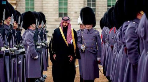 السعودية وبريطانيا توقعان خطة للتعاون الدفاعي