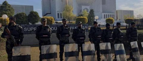 مقتل 4 في هجوم على مركز شرطة شمال غربي باكستان