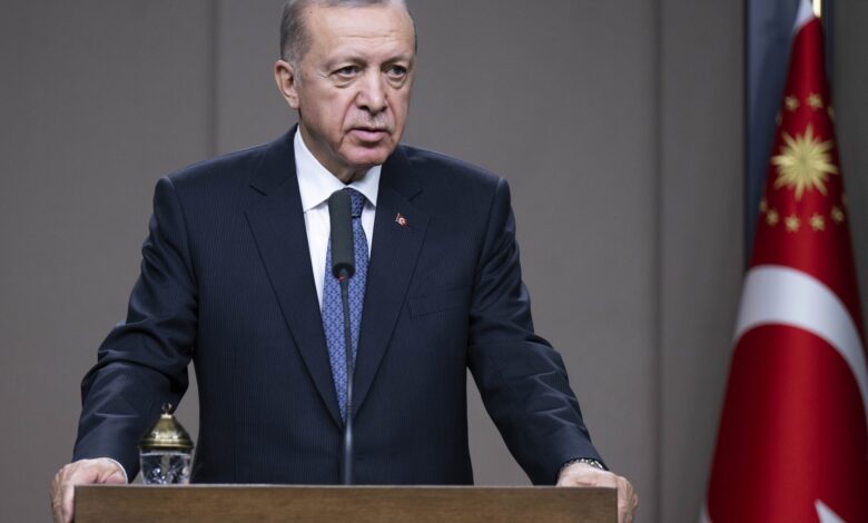 تركيا تعلن رفع الحد الأدنى للأجور 55% عام 2023
