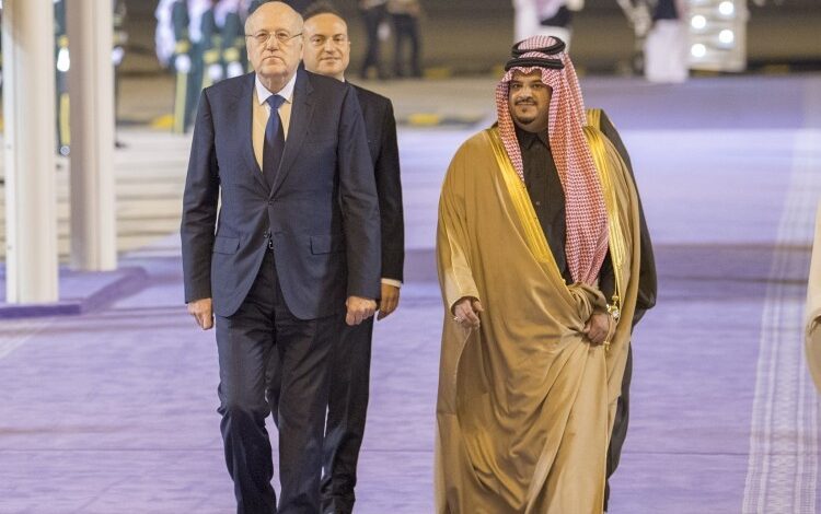 رئيس الوزراء اللبناني يصل الرياض