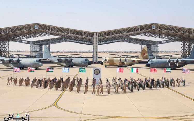 اختتام مناورات التمرين الجوي «طويق 3» في قاعدة الأمير سلطان الجوية بالقطاع الأوسط