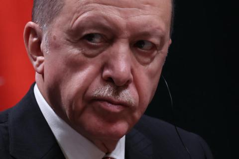 تركيا تدرس تنفيذ عملية برية مسلحة شمال سوريا