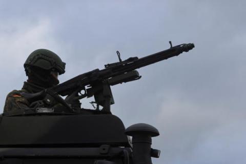 «معهد ستوكهولم» يؤكد استمرار ارتفاع مبيعات الأسلحة عالمياً 