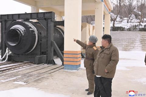 كوريا الشمالية اختبرت محركاً يعمل بالوقود الصلب يولّد قوة دفع كبيرة