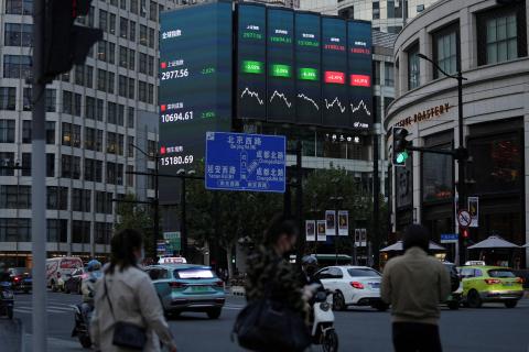 الصين: تزايد إصابات «كورونا» بقاعات التداول والمركز المالي في شنغهاي