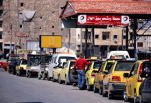 شلل تام في العاصمة السورية بسبب استمرار أزمتي شح المحروقات وانقطاع الكهرباء