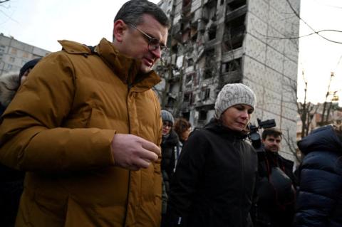 وزيرة خارجية ألمانيا تقوم بزيارة مفاجئة لخاركيف الأوكرانية