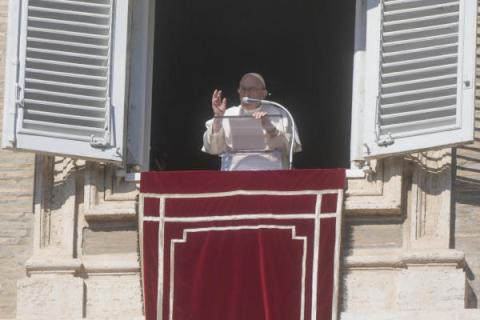 البابا يدين «دوامة الموت» المتصاعدة في الشرق الأوسط