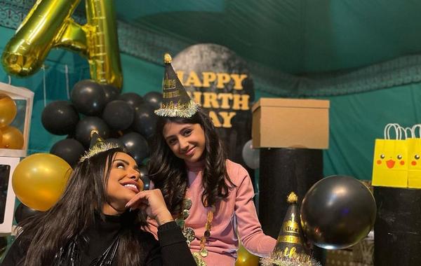 كيف احتفلت هند البلوشي بيوم ميلاد ابنتها؟