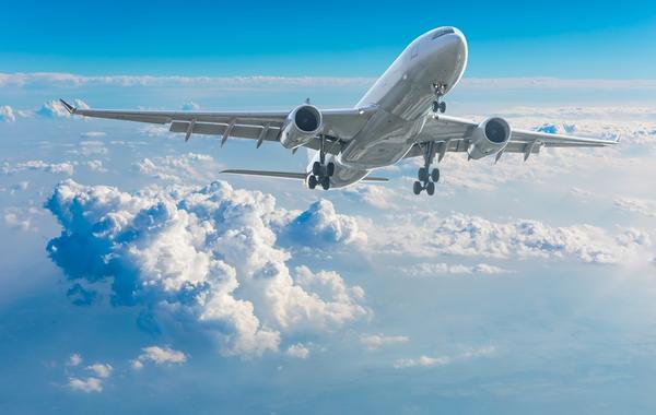 7 قواعد في الإتيكيت لازمة للمسافرين في المطار والطائرة