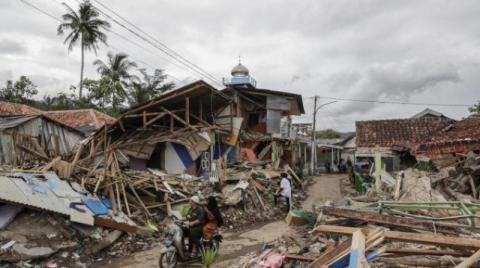زلزال يضرب شمال إندونيسيا... وتضارب حول احتمالات حدوث تسونامي