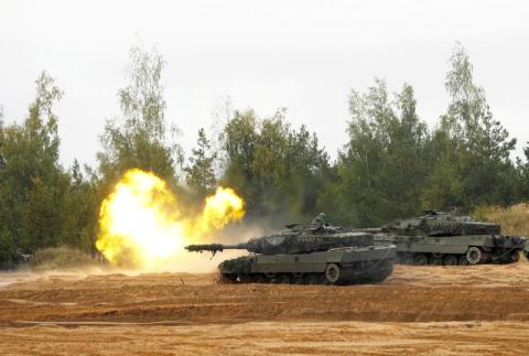 كييف تدعو 12 دولة إلى تزويدها بدبابات «ليوبارد»