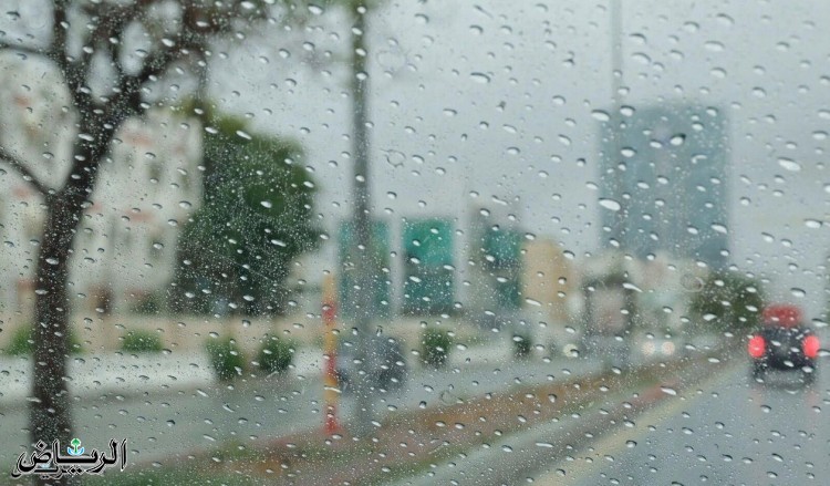 أمطار متوسطة إلى غزيرة على معظم مناطق المملكة